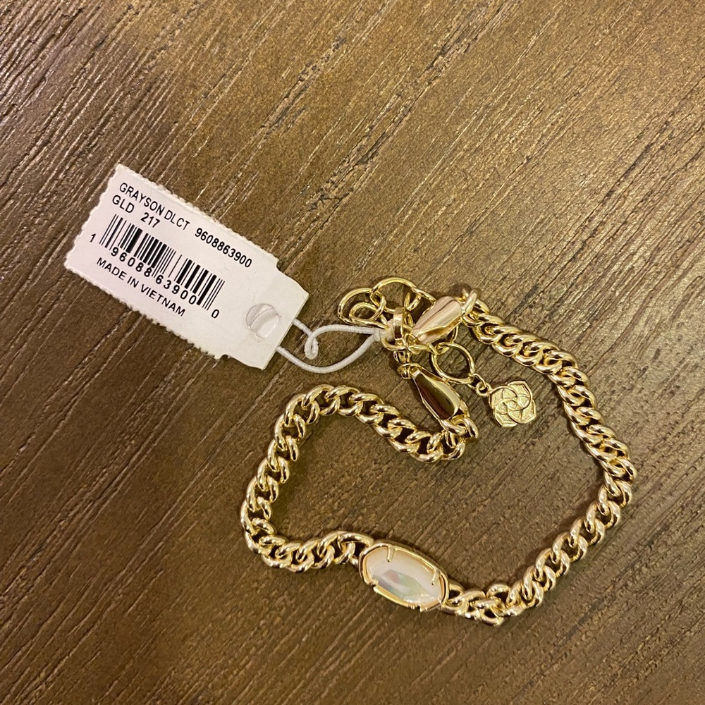 Kendra Scott bracelet